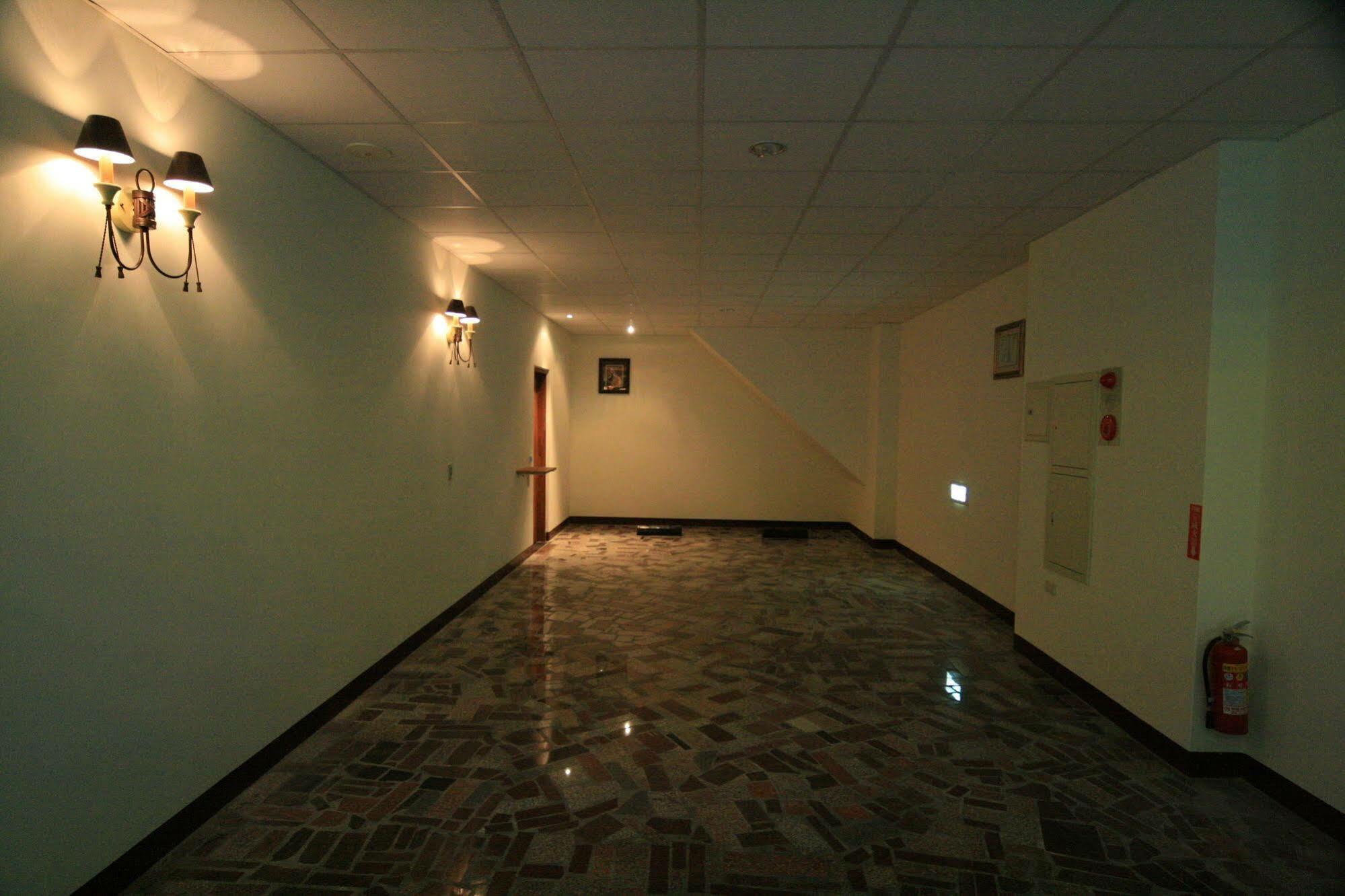 Qin Hai Motel Nantou Exterior photo